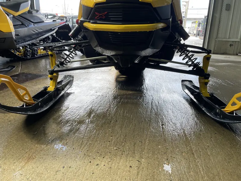 2024 Ski-Doo MXZ X 850 E-Tec 137