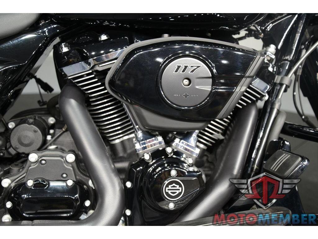 2024 Harley-Davidson Street Glide Base for Sale