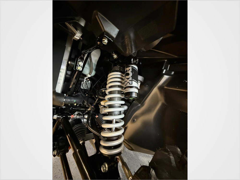 2025 Honda Pioneer 1000-5p Trail alt