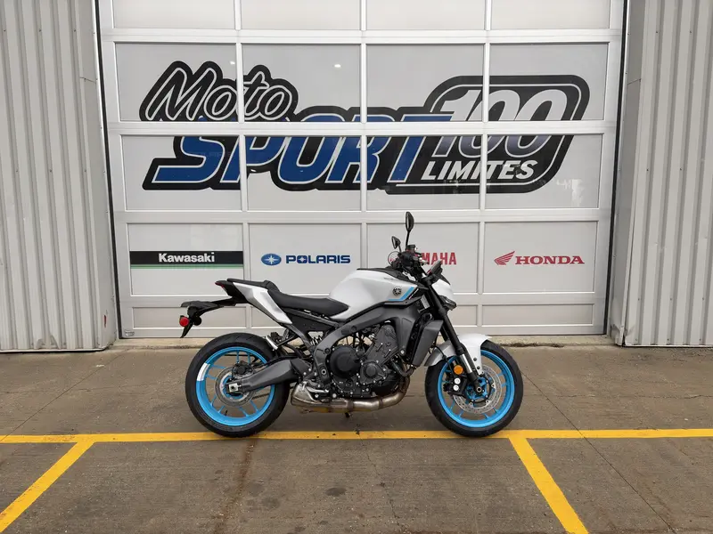 2026 Yamaha MT-09 thumbnail 2