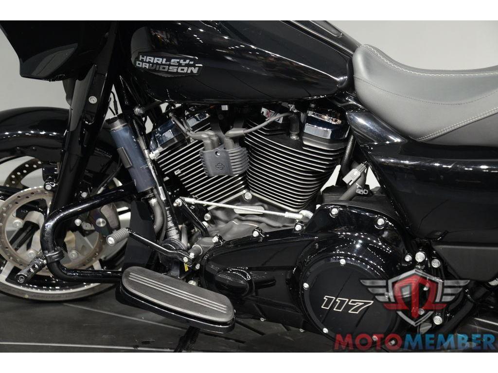 2024 Harley-Davidson Street Glide Base for Sale