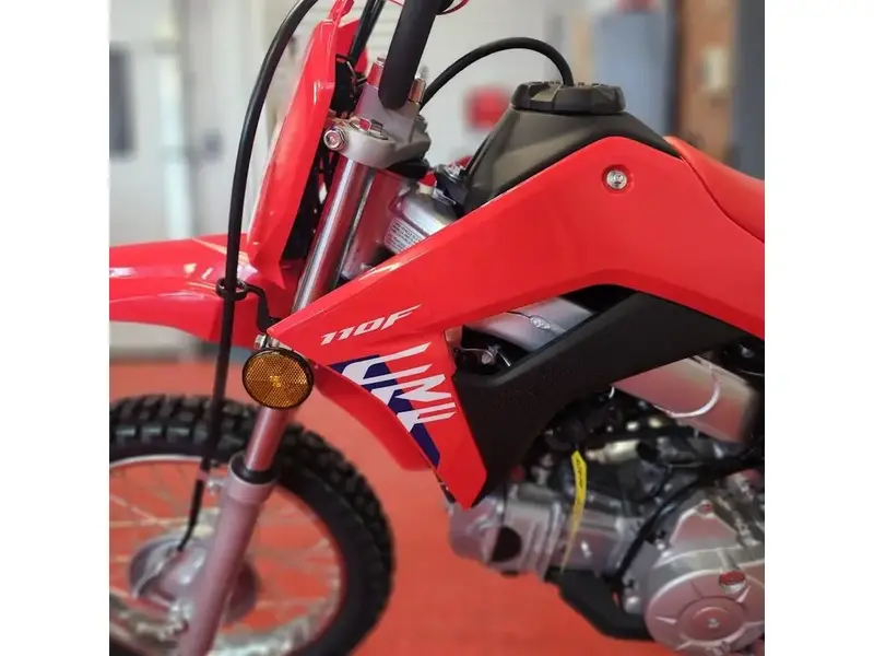 2026 Honda CRF 110F thumbnail 11
