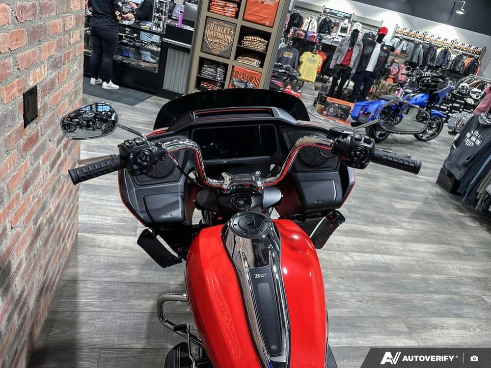 2026 Harley-davidson Road Glide alt