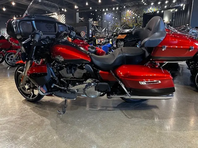 Harley-Davidson FLHXU Street Glide UltraFLHXU 2025