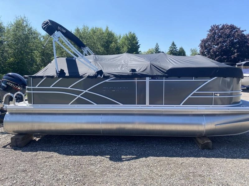 2025 Sylvan Mirage Cruise 820 Cruise alt