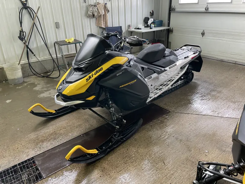 Ski-Doo Renegade Sport 600 ACE 2026