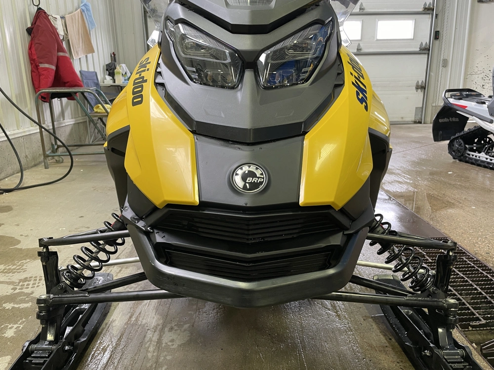 Ski-doo Renegade Adrenaline 900 Ace 2024 alt
