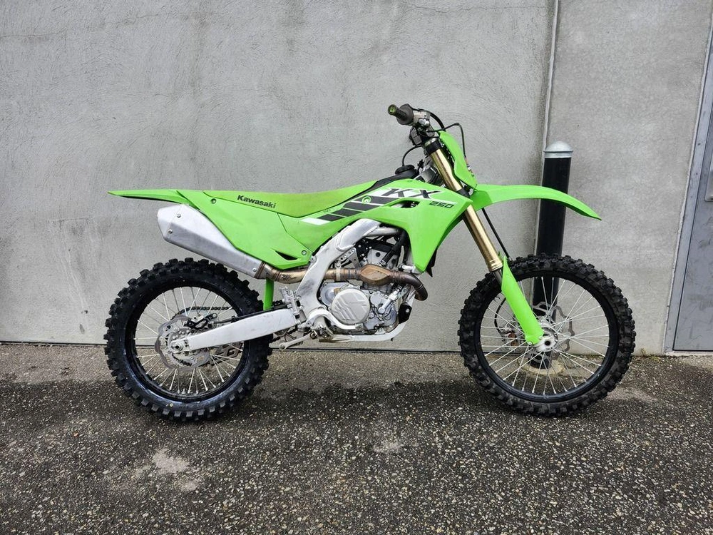 2025 Kawasaki Kx250f alt