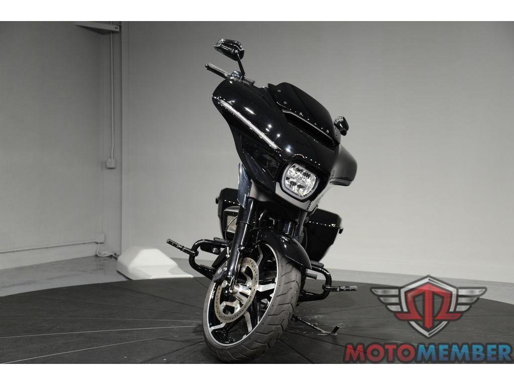 2024 Harley-Davidson Street Glide Base for Sale