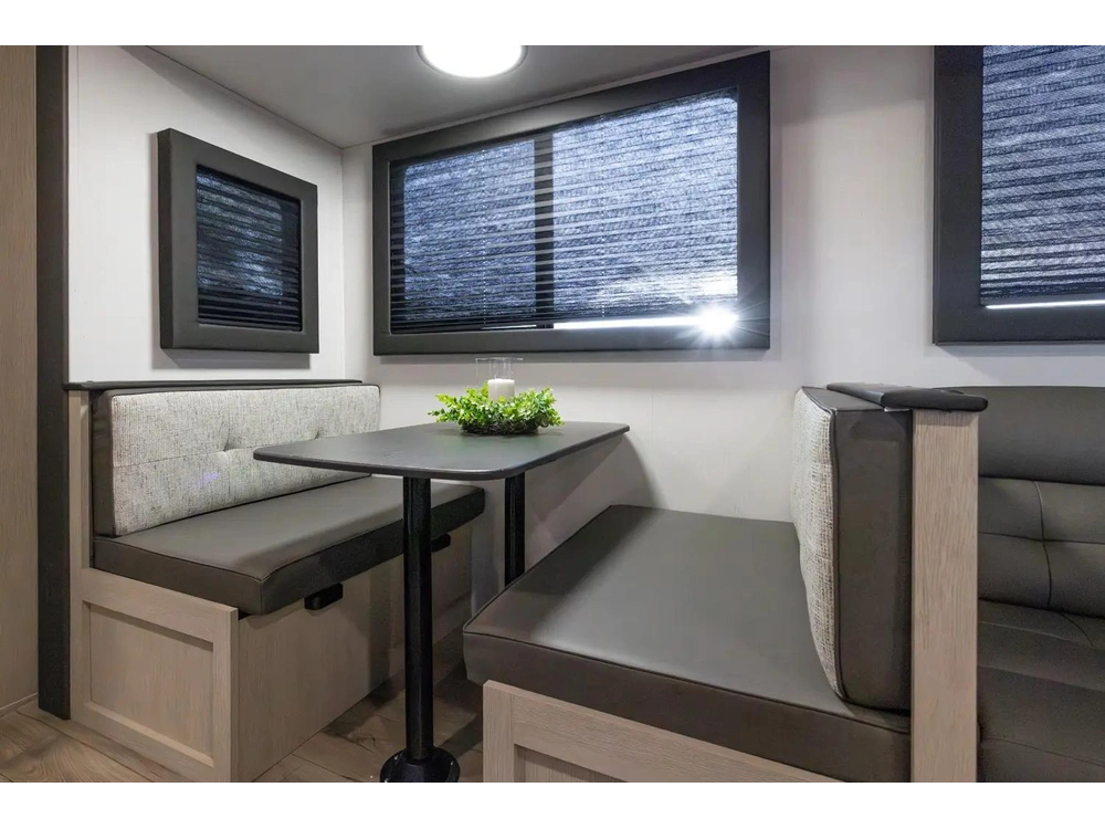 Coachmen Shasta I-5 Edition 530bqb 2026 alt