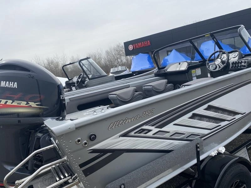 2023 Smoker-craft Ultima 182 alt