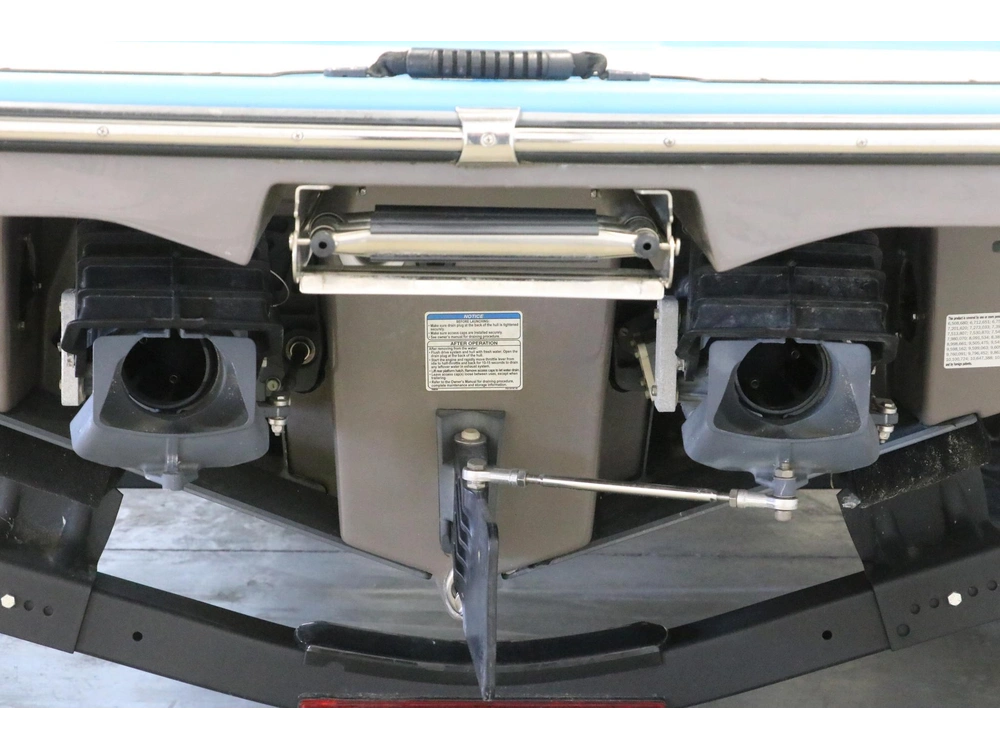 2022 Yamaha 255xd alt