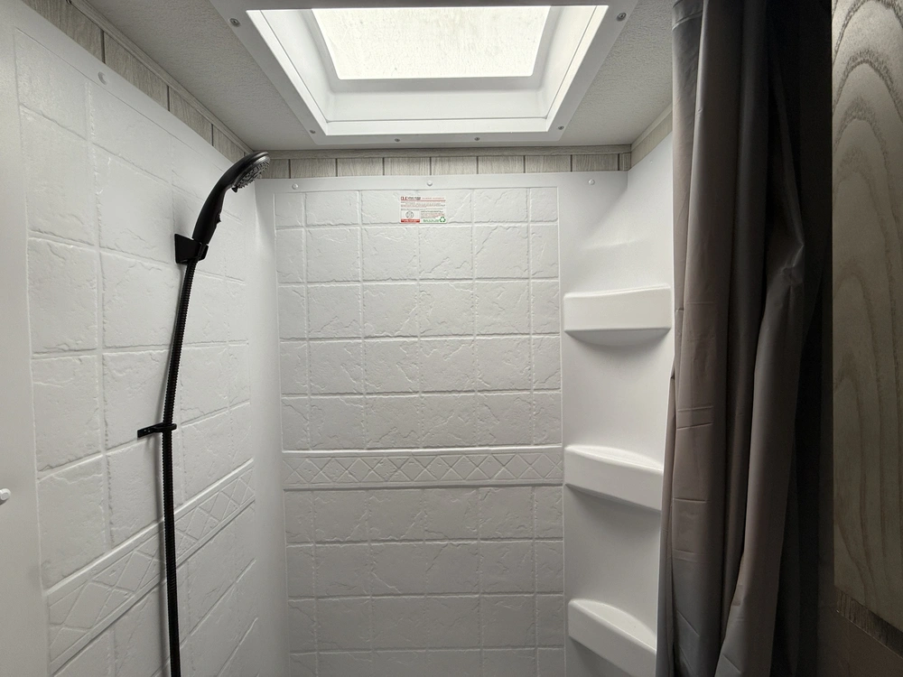 Alpha Wolf 280 Qbs 2026 alt