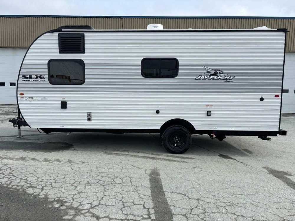 Jayco Jay Flight Slx 172db 2026 alt