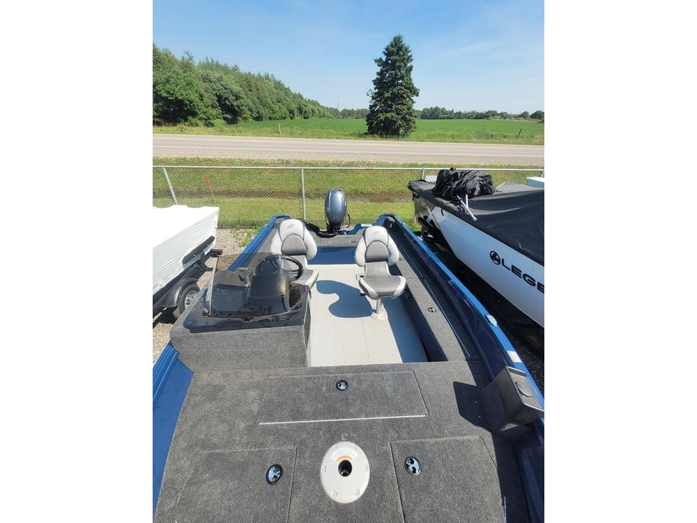 2023 Smoker-craft Excursion 166 Sc alt