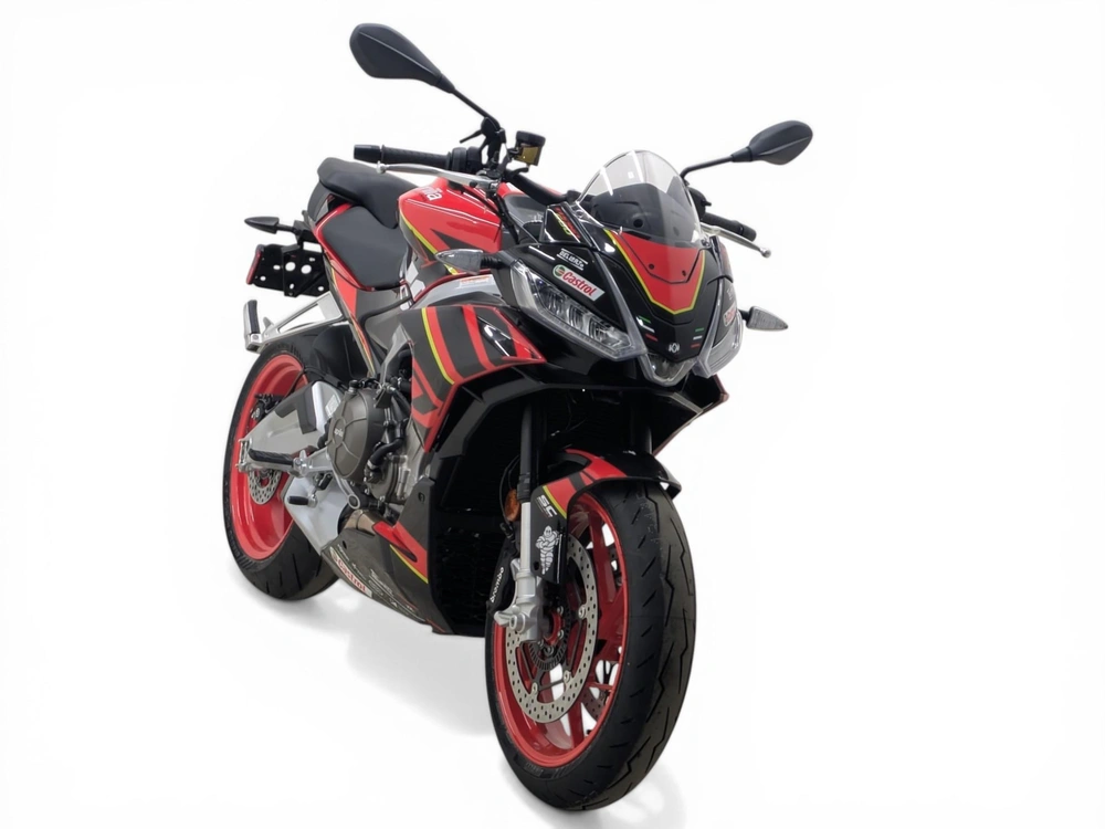 2024 Aprilia Tuono 660 alt