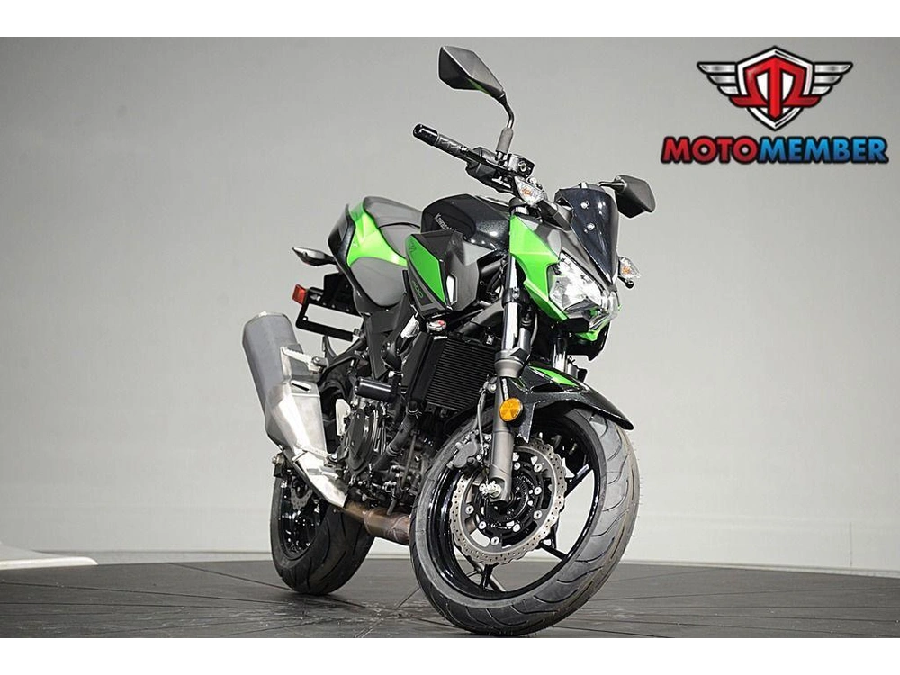 2022 Kawasaki Z400 Abs alt