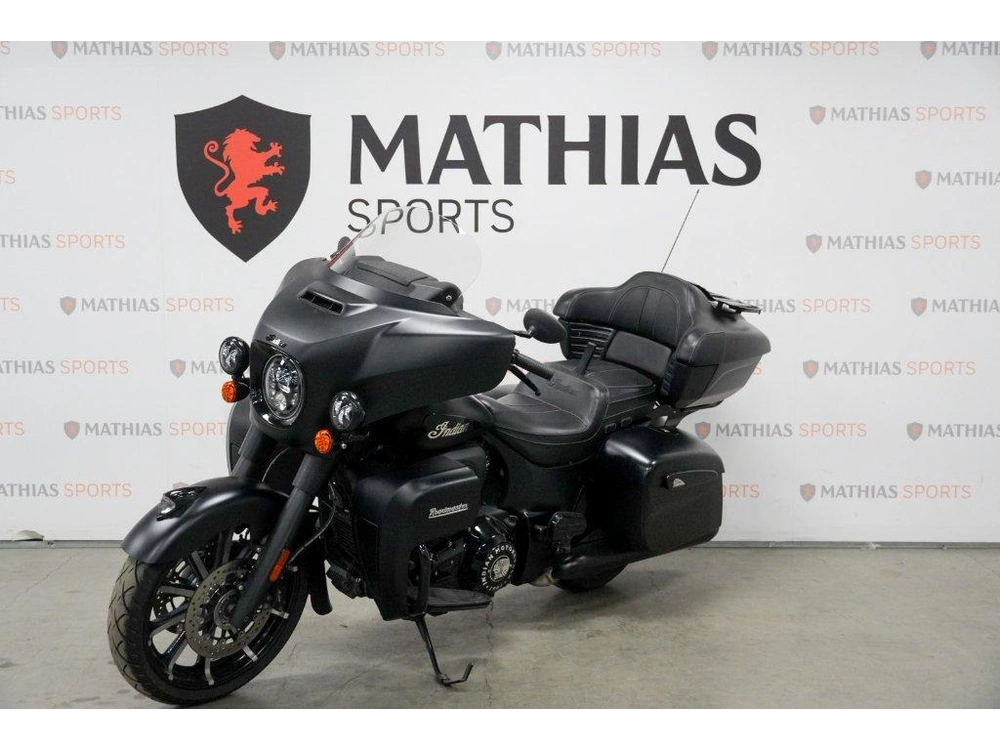 Indian Motorcycle Roadmaster Dark Horse 2023 alt