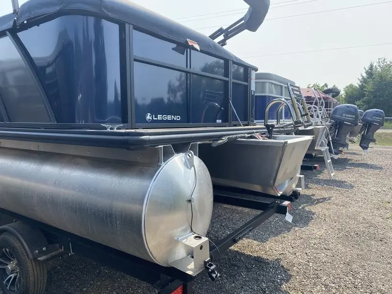 2023 Legend Boats E-Series 21 Cruise Sport Pro thumbnail 4