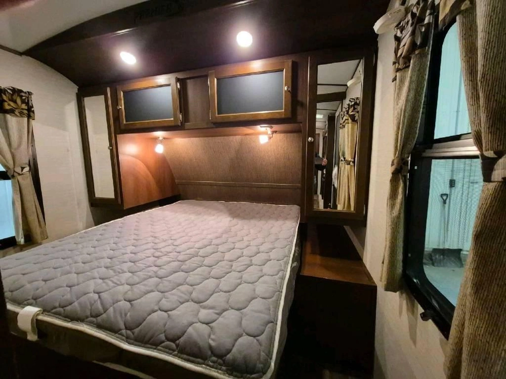 Keystone Rv Bullet Premier 26rbr 2015 alt