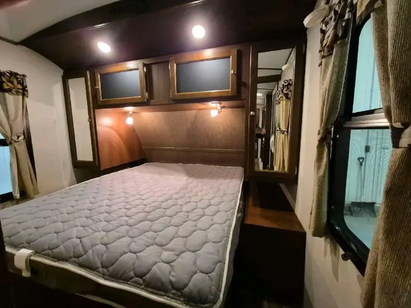2015 Keystone RV Bullet premier 26RBR thumbnail 21