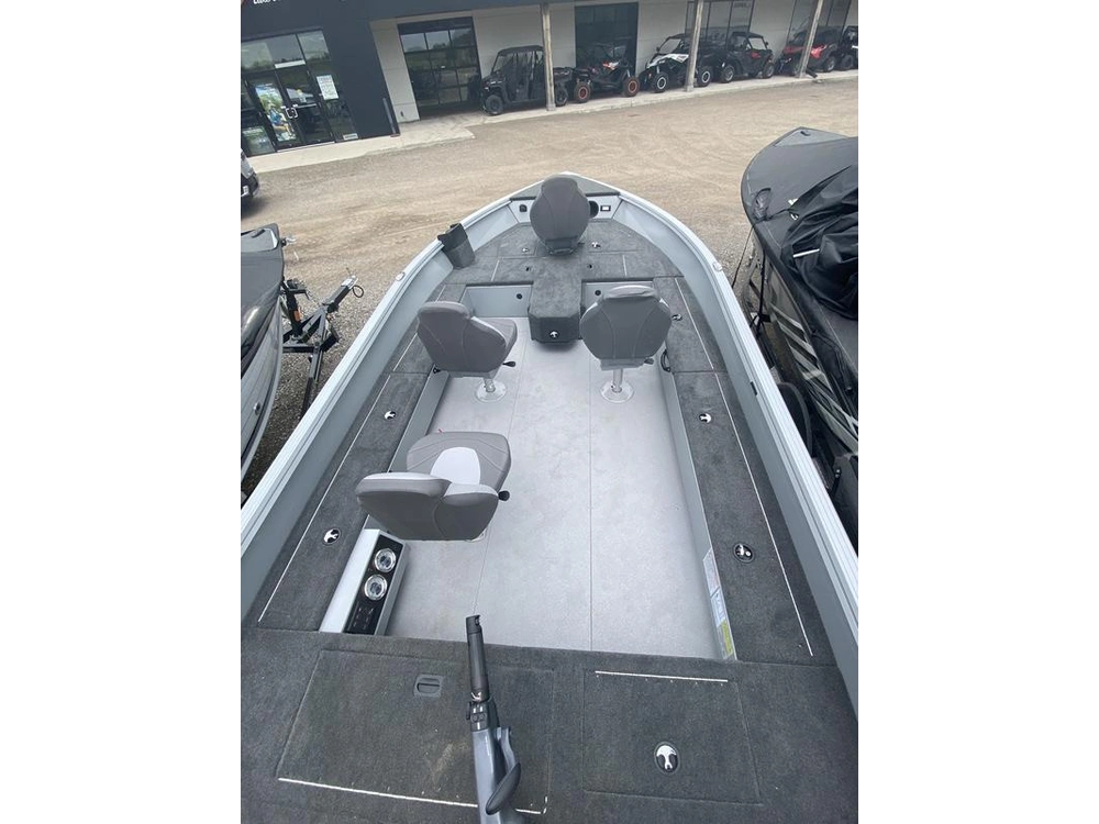2023 Smoker-craft Excursion 176 T Pro alt