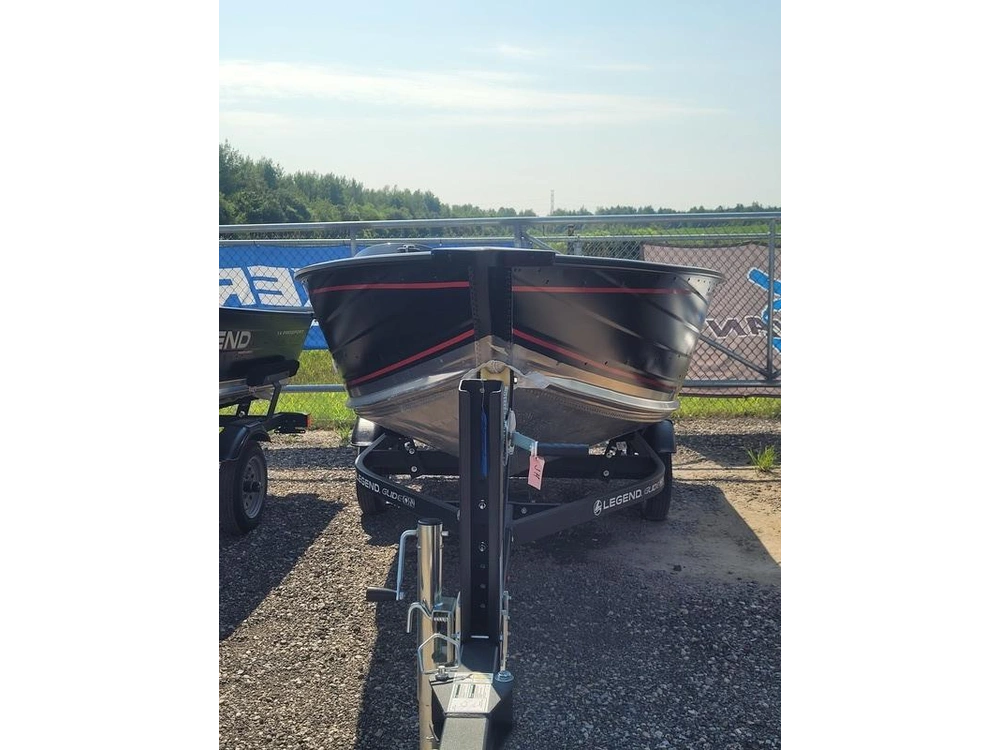 2023 Legend Boats R15 Sc alt