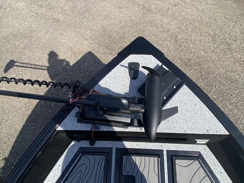 2026 Smoker-craft Excursion 166 Dc alt