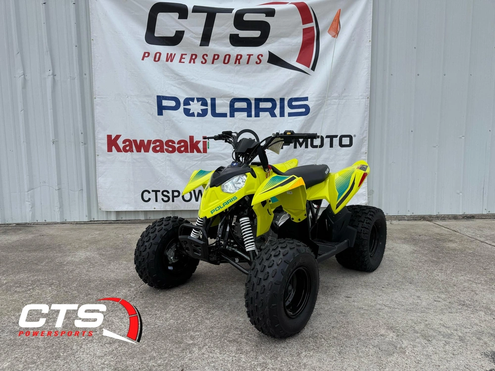2026 Polaris Outlaw 110 Lime Squeeze 110 Efi 110 Efi alt