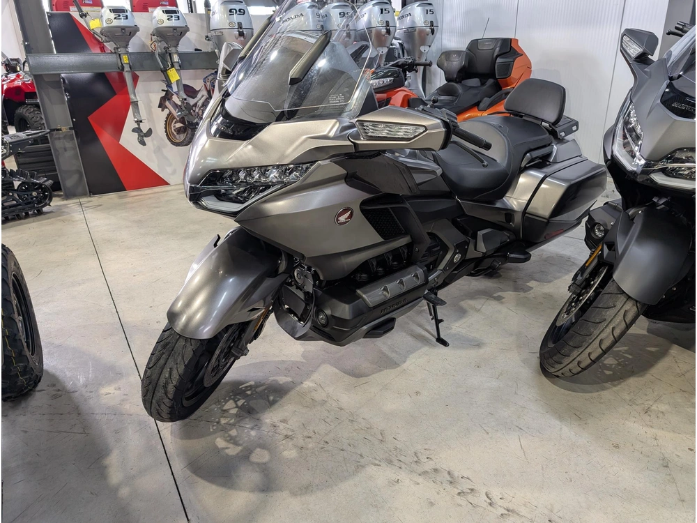 Honda Goldwing 1800 Bagger 2018 alt