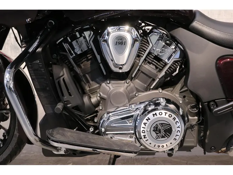 2026 Indian Motorcycle CHALLENGER LIMITED thumbnail 11