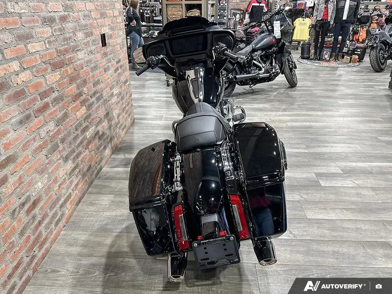 2026 Harley-davidson Street Glide alt