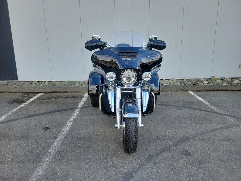 Harley-Davidson Trike FLHTCUTG - Tri Glide Ultra Classic 2024