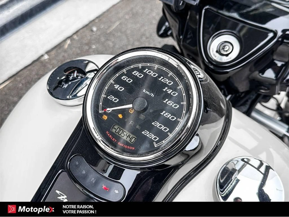 2023 Harley-davidson Freewheeler Flrt Trike alt