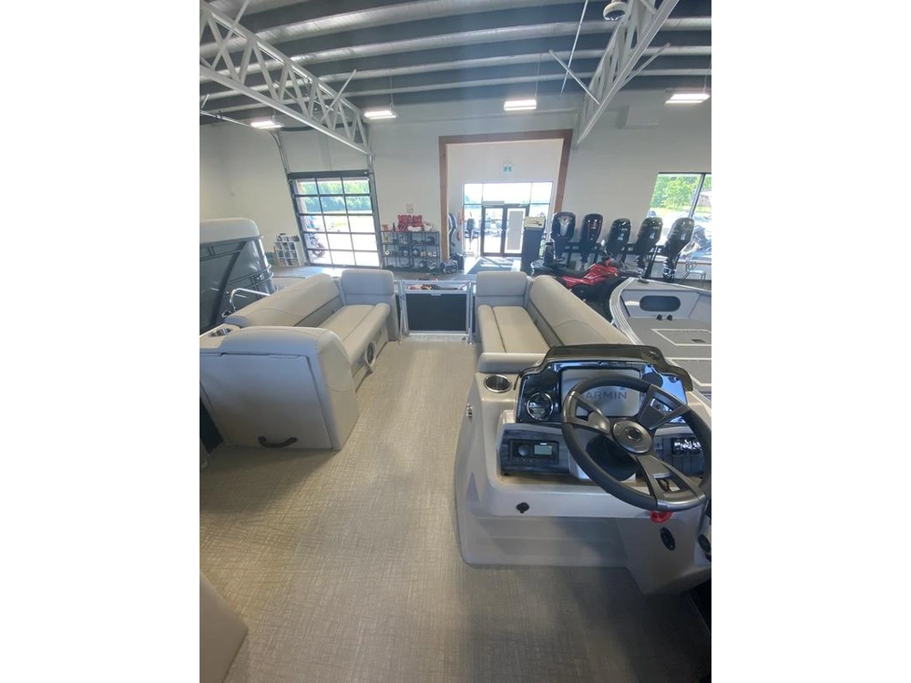 2023 Legend Boats Q-series Le 19 Cruise alt