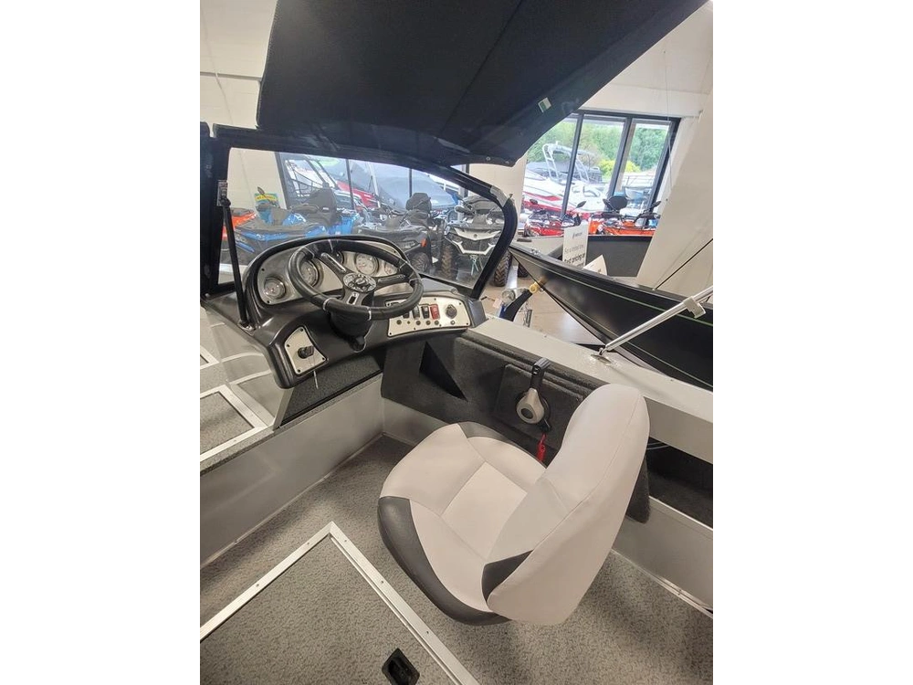 2023 Smoker-craft Osprey 162 alt