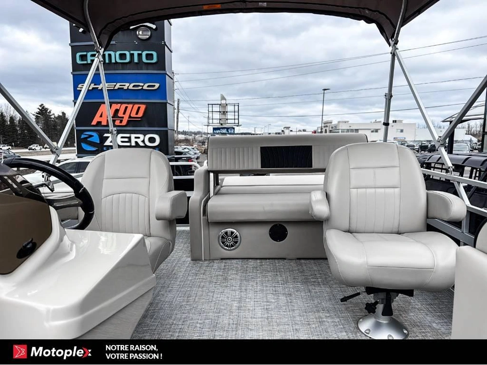 2021 Legend Ponton Dual Lounge alt