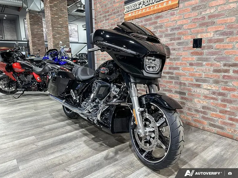2026 Harley-davidson Street Glide alt