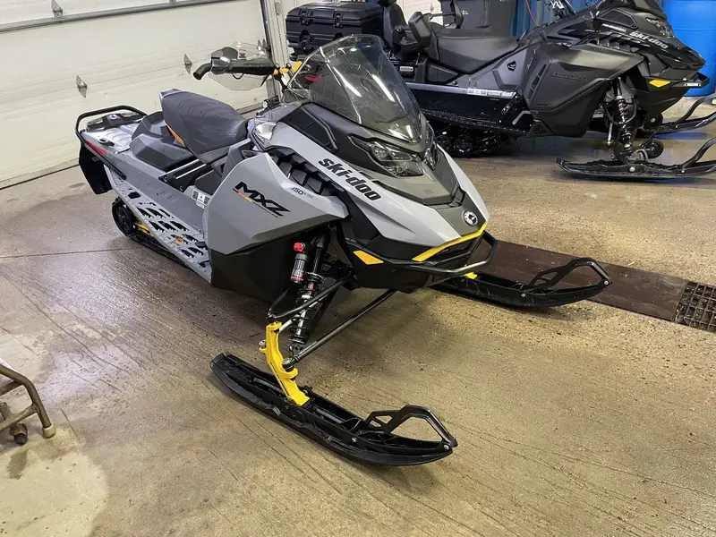 Ski-Doo MXZ Blizzard 850 Etec 129" 2025