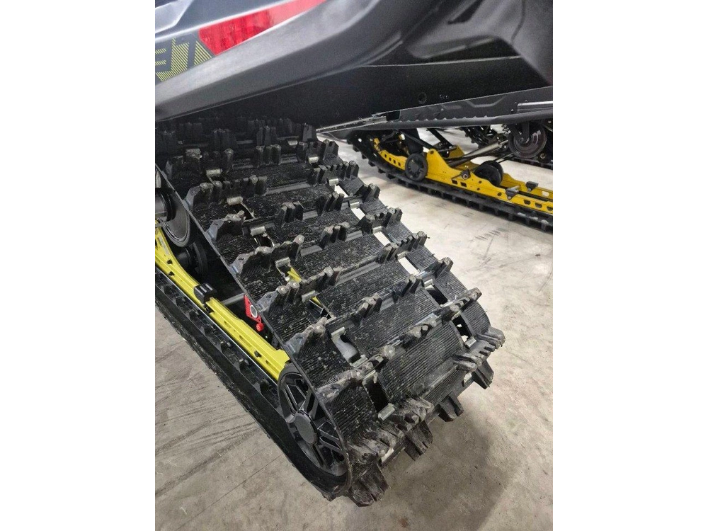 Ski-doo Renegade X-rs 900 Ace Turbo R 2026 alt