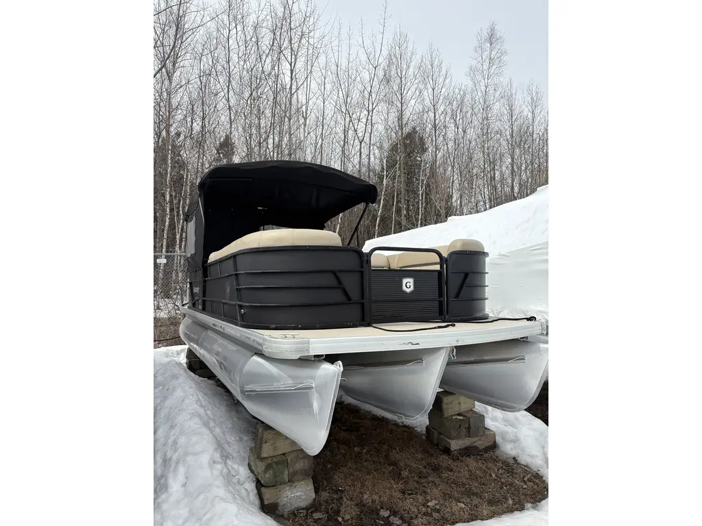 2020 Godfrey Marine 2286 PONTON