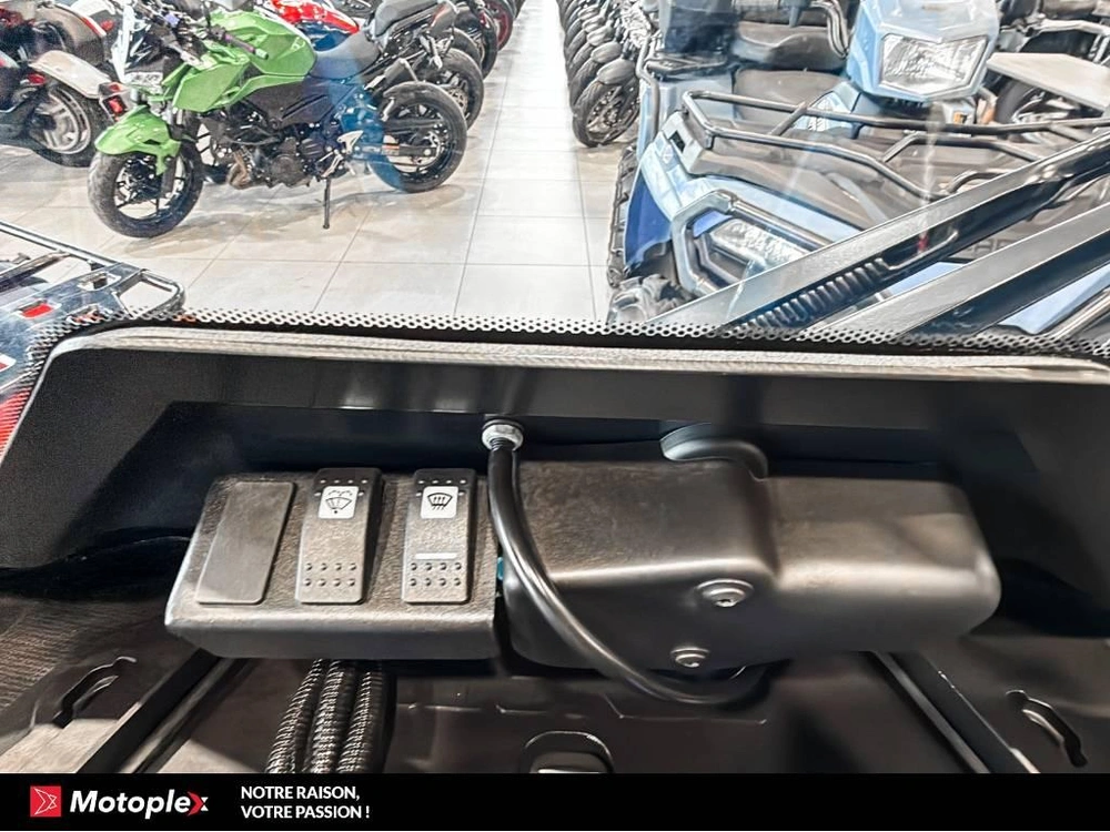 2023 Cfmoto Cforce 1000 Cabine Eps alt