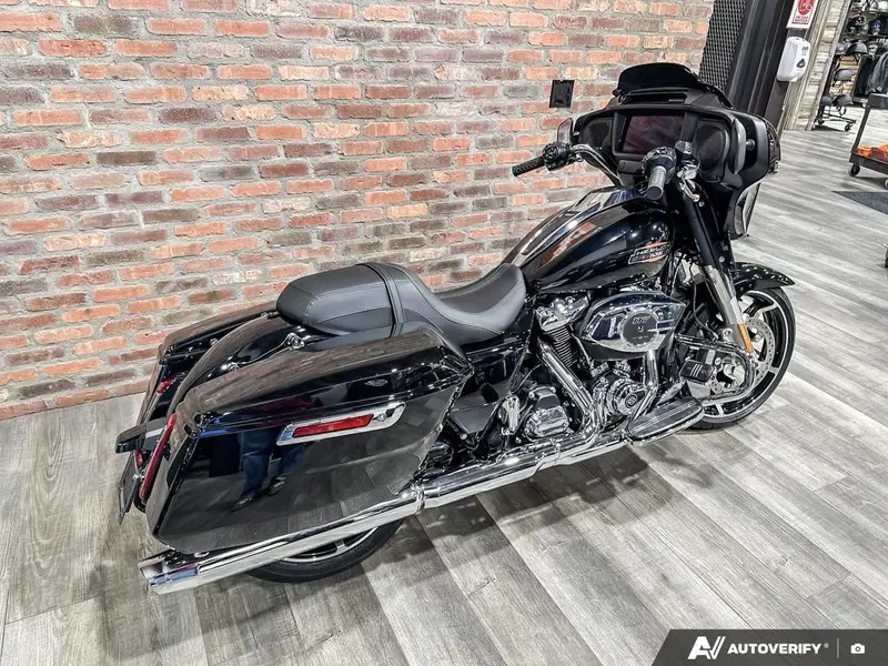 2026 Harley-davidson Street Glide alt