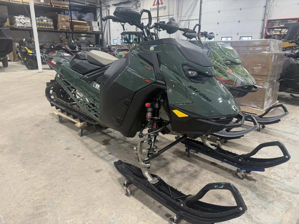 2026 Ski-doo Summit X Expert 154 Turbo 10.25 Tstf alt