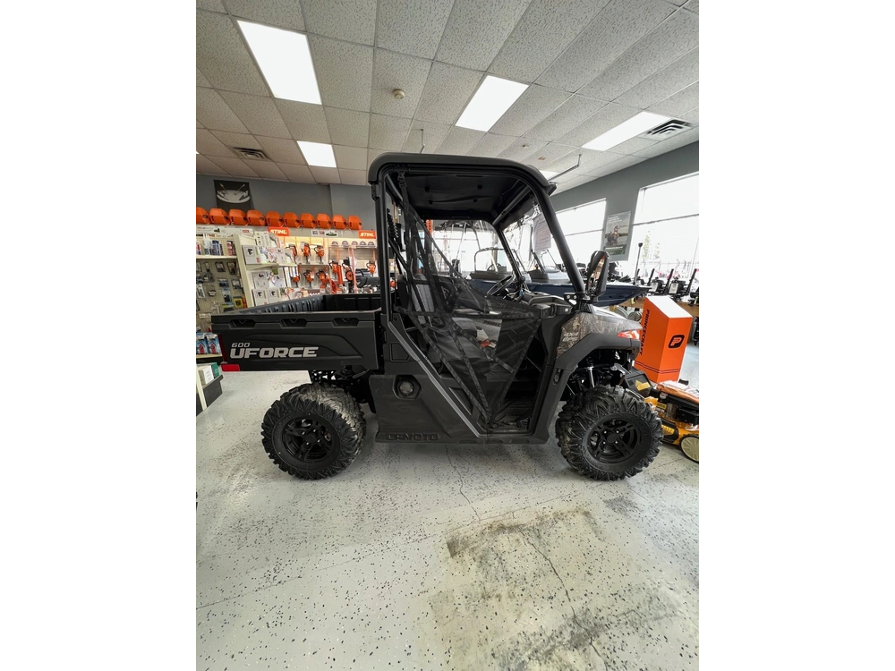 2026 Cfmoto Uforce 600 alt