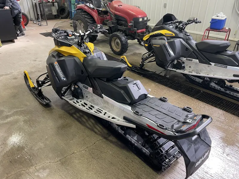 2024 Ski-Doo Renegade Sport 600 ACE