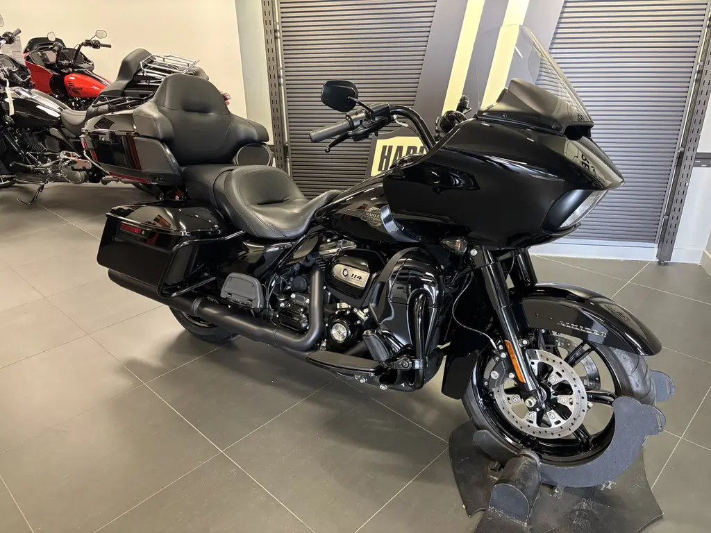 Harley-Davidson Road Glide LimitedFLTRK 2024