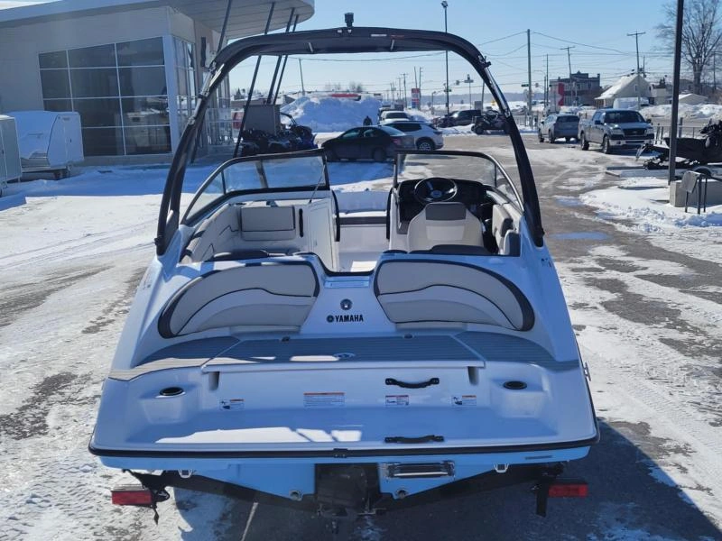 Yamaha Ar190 2025 alt