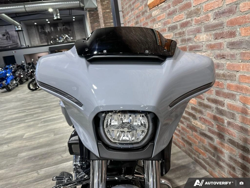 2026 Harley-davidson Street Glide alt