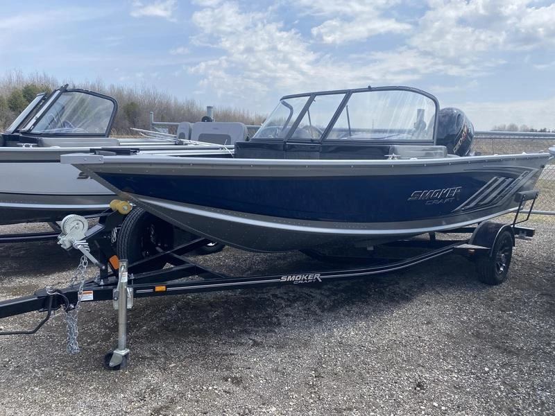 2025 Smoker-craft Ultima 172 alt